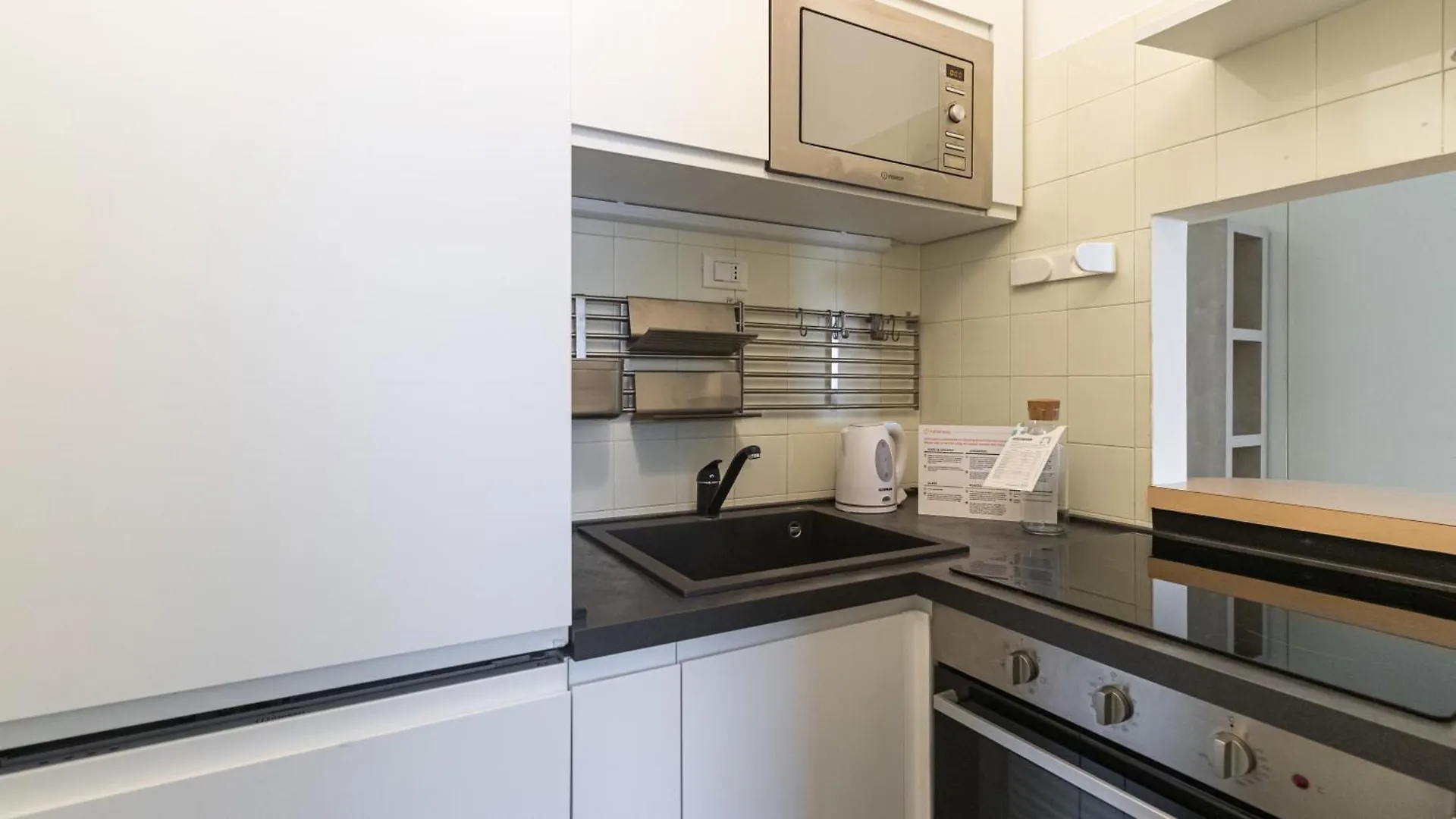 Italianway - Cipro 5 Apartamento Milão